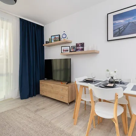 Solvo Apartment With Balcony & Parking Gdansk Przymorze By Noclegi Renters Esterno foto