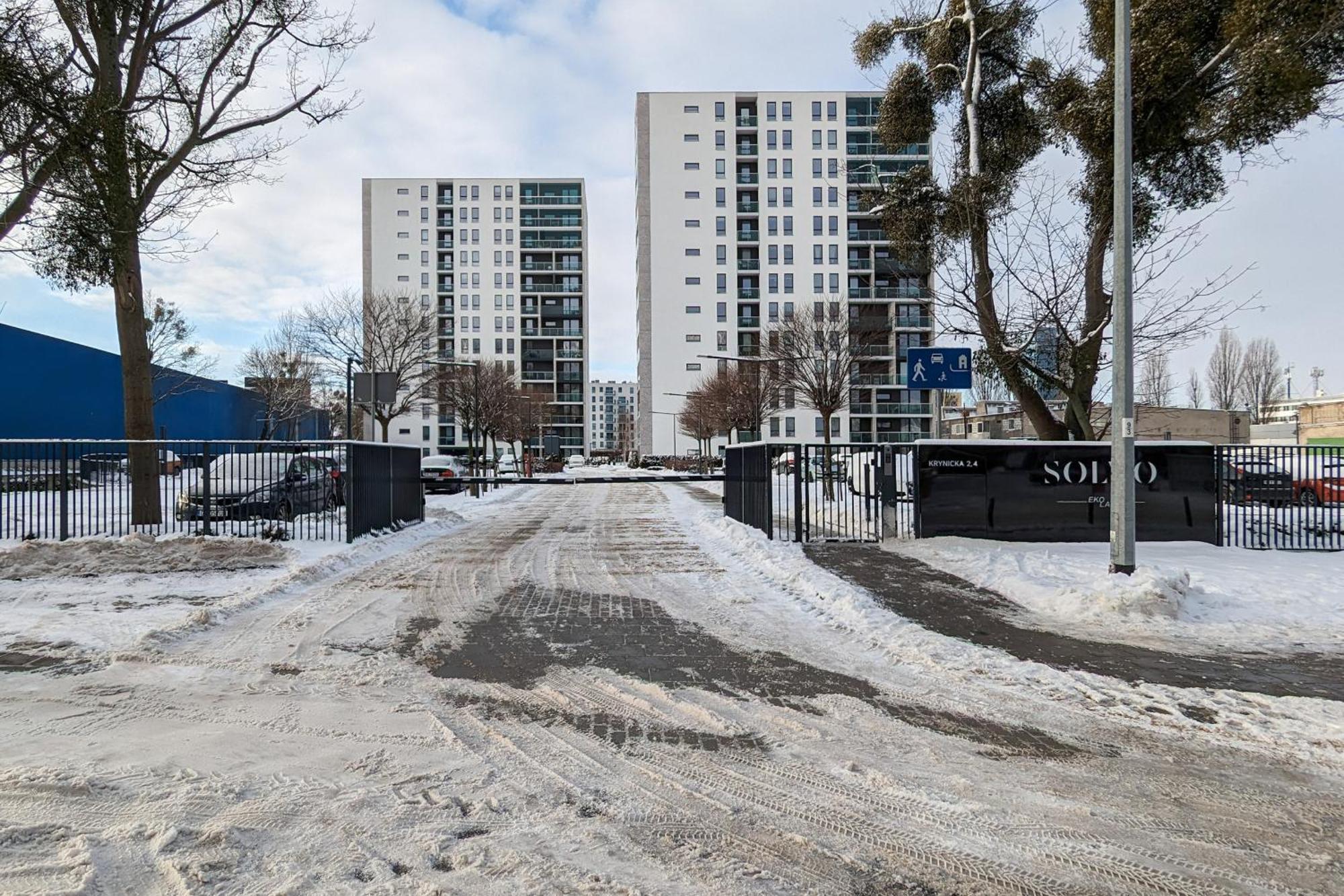 Solvo With Balcony & Parking Przymorze By Renters Apartment *
